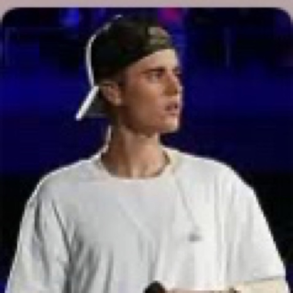 Meet your Posher, Justin